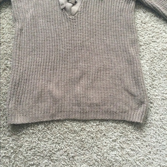 Sweater - Picture 12 of 14